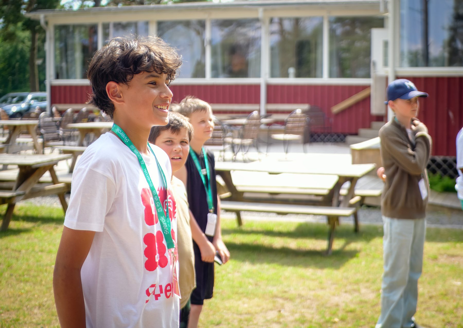 Ungdomar på Sveroks sommarläger